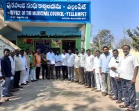 బిసి రిజర్వేషన్ లపై ఎల్లంపేట్ మున్సిపల్ కమీషనర్ కు వినతిపత్రం అందజేసిన బిజెపి నాయకులు 