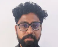 మద్యం మత్తులో పోలీసుపై దాడి