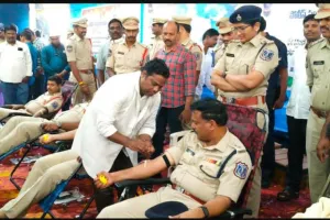 విధి నిర్వహణలో.. పోలీస్ అమరవీరుల త్యాగాలు మరువలేనివి 