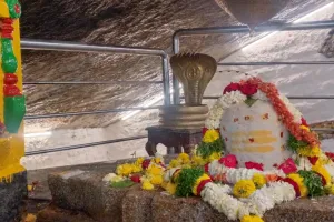 మహాశివరాత్రి కి ముస్తాబైన రామలింగేశ్వర స్వామి దేవాలయం