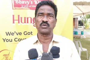 ఉప్పల్ లోని భవ్యాస్ కిచెన్ క్యాటరింగ్ లో 