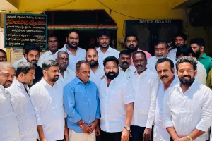 నూతన తహసీల్దార్ కు శుభాకాంక్షలుతెలిపిన తుంగతుర్తి రవి,అమర్ సింగ్