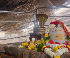 మహాశివరాత్రి కి ముస్తాబైన రామలింగేశ్వర స్వామి దేవాలయం